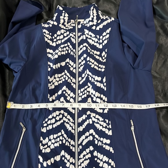 $7SALE Chicos Zenergy athletic jacket full zip Navy Blue White Pockets - Picture 10 of 12